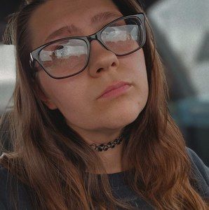 Meet your Posher, Caitlyn